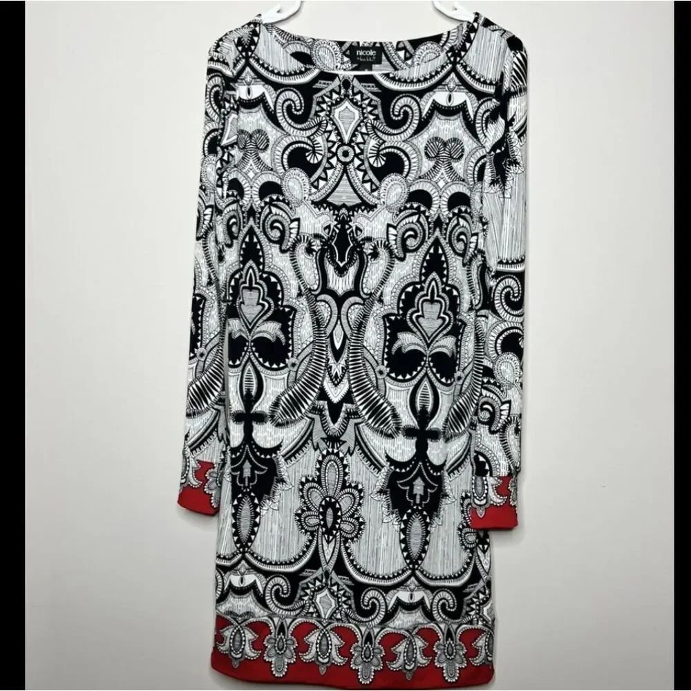 NICOLE LONG SLEEVES ROUNDNECK KNEE LENGTH DRESS
